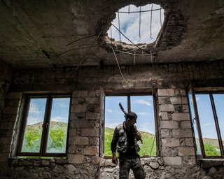 Бремя ястребов. Почему в большой войне в Карабахе не заинтересован никто, но она началась