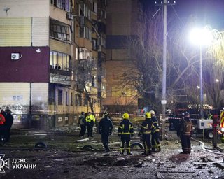 "Страшное утро": Днепропетровская область вернулась к отключениям света после ударов ВС РФ