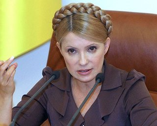 Тимошенко намекает, что снабдить Украину лабораториями для выявления вируса гриппа ей помешал Ющенко