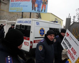 На немецких врачей давит политика, - врач Тимошенко