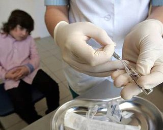 ВОЗ: Украина должна разобраться с вакцинацией на политическом уровне