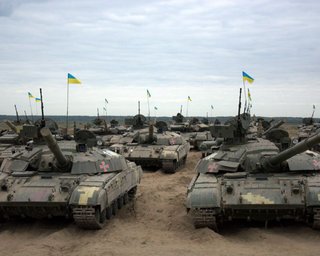 На полигонах в зоне ООС проходят тренировки танковых экипажей