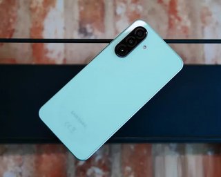 Новий недорогий смартфон Samsung розчарував: що не так із Galaxy A27 (фото)