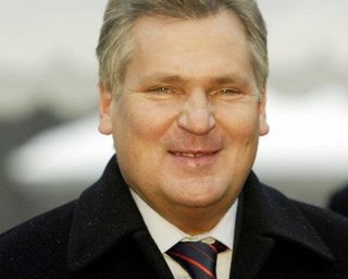Квасневский обещает Европе выход из кризиса года через два-три