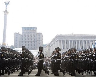38% украинцев не против пригласить бундесвер на парад 9 мая