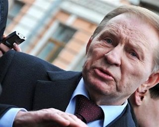 В Кремле прокомментировали возвращение Кучмы в минский процесс