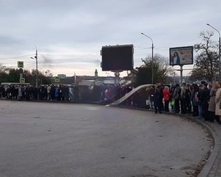 Вибухи в Криму: у Севастополі закрили рейд через бухту після атаки БПЛА (фото, відео)