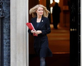 Третий за день британский министр ухолит в отставку из-за Brexit