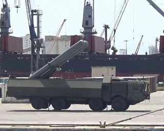 "Багато цікавих зразків": чи зможе Україна домовитись за зброю, яку РФ кинула в Сирії