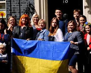 Майже 2 тисячі сімей на вулиці: в Англії українських біженців позбавляють житла, – ЗМІ