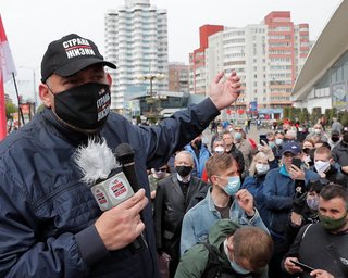 Белорусского оппозиционера Сергея Тихановского приговорили к 18 годам колонии