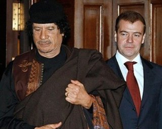 Россия призвала прекратить огонь в Ливии и вызвалась посредником