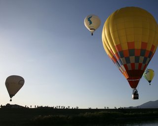 Из Южной Кореи запустили в КНДР воздушные шары с шерстяными носками