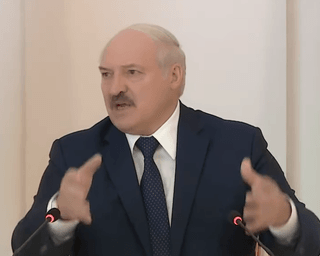 Беларусь может начать полеты в Крым, - Лукашенко (видео)