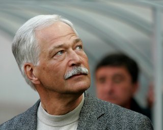 В России уточнили: сначала особый статус ОРДЛО, потом – миротворцы