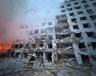 Обстріл Одеси: зросла кількість загиблих, продовжується наліт "Шахедів" РФ (відео)
