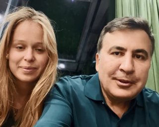 "Мы влюблены друг в друга", — Саакашвили и "слуга народа" Ясько признались о романе (видео)