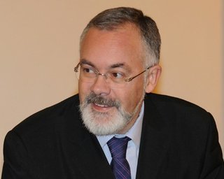 Украинский язык и физику сведут в один учебник