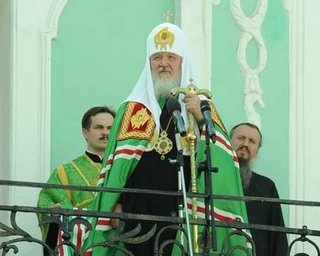 Патриарх Кирилл призвал священников использовать Интернет