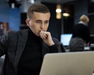Розслідування УП у Відні закінчилося арештом: Ткача взяли під варту, оператор зник