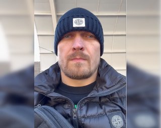"Остановите войну": Усик обратился к Путину (видео)
