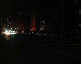 Відключення світла у Дніпрі: учням подовжили канікули, електротранспорт замінять автобуси