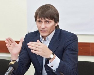 Семь депутатов-мажоритарщиков заявили о переходе на сторону народа