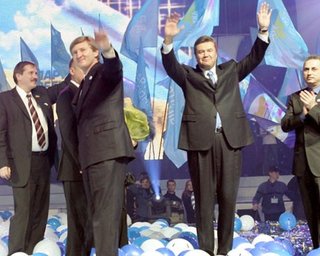 Янукович больше не нуждается в Партии регионов, - эксперты