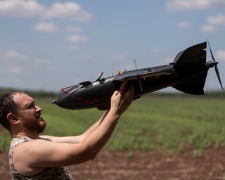 "Чаклун" налетів на нафтобазу: які дрони атакували російський Енгельс (фото)
