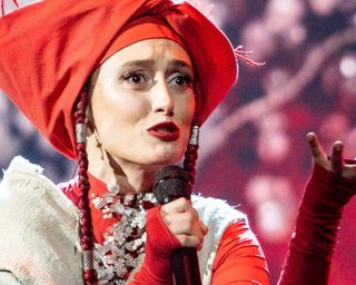 Аліна Паш пояснила, чому їздила до Криму та фотографувалася на Красній площі: "Це був пранк"