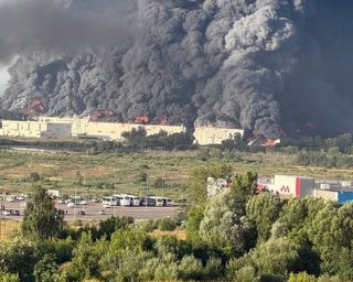 Мільярдні збитки та відсутність тривоги: що відомо про ураження складів Wildberries у РФ (відео)