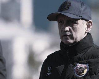 Пішов на заробітки: на фронті ліквідували російського футбольного тренера