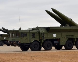 РФ отправила в Иран партию "Искандеров" и системы РЭБ: какая цель поставок, — СМИ