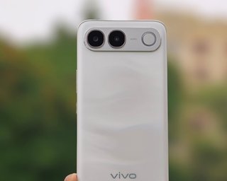 Недорогий смартфон з хорошими параметрами: Vivo V80 Lite "засвітився" до виходу (фото)