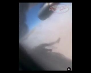 У шасі літака, який вилетів із Кабула, знайшли людські рештки, — ЗМІ (фото, відео)