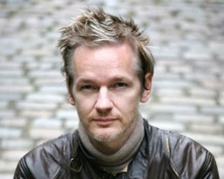 Создатель Wikileaks искал на сайте знакомств девушку-авантюристку