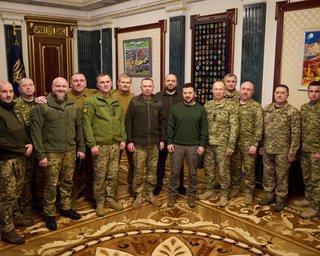 Зеленский назвал новых заместителей Сырского и главы Генштаба: что о них известно (видео)