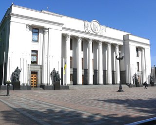"Рождается новое государство": экснардеп назвал депутата, который голосовал против независимости Украины