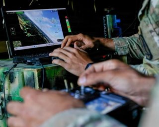 "Пришлось отменить часть миссий": военные подтвердили проблемы со Starlink на фронте