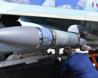 "Понад 100 ракет": ЗС РФ ведуть масований ракетний обстріл України (фото)