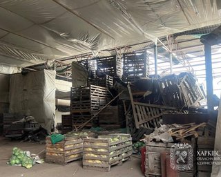 Росія атакувала ферму на Харківщині: загинули шестеро людей, 12 працівників поранені