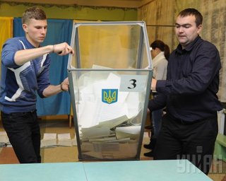 90% протоколов: Народный фронт обходит Блок Порошенко на 0,4%