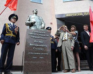 Ветераны-коммунисты установят новый памятник Сталину в Запорожье
