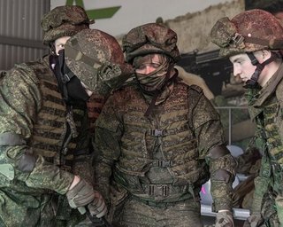 Возле Кременной идут тяжелые бои, РФ перебросила много "вагнеровцев", — Гайдай