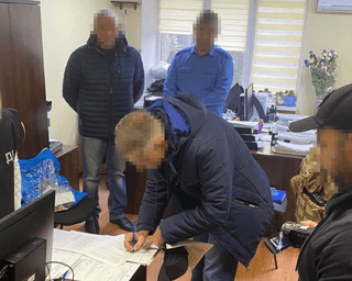 "Намагався втекти в "ЛНР": ДБР затримало голову окупаційної "поліції" Балаклії (фото)