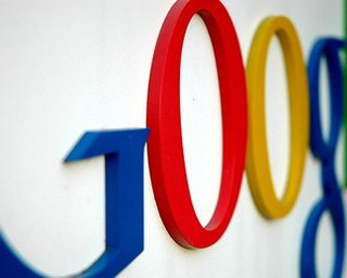 Google разрабатывает очки со встроенным компьютером
