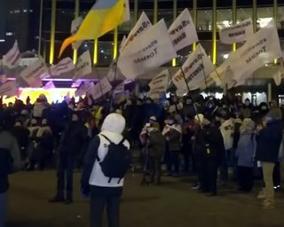 "Квартал 95" высмеял протесты ФОПов под стенами дворца "Украина" (видео)