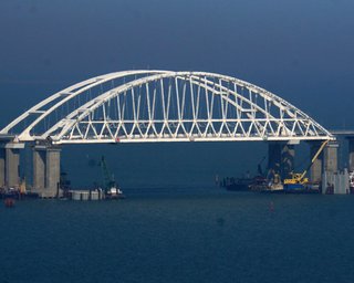 "Не может быть защищен": эксперты высказались о "судьбе" Крымского моста (видео)