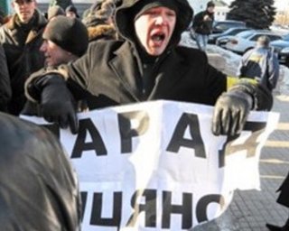В Сумах подрались сторонники Януковича и оппозиции