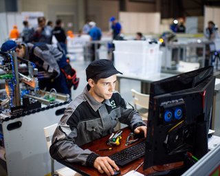 Росія без електроніки: США запровадили новий пакет санкцій проти техно-компаній РФ